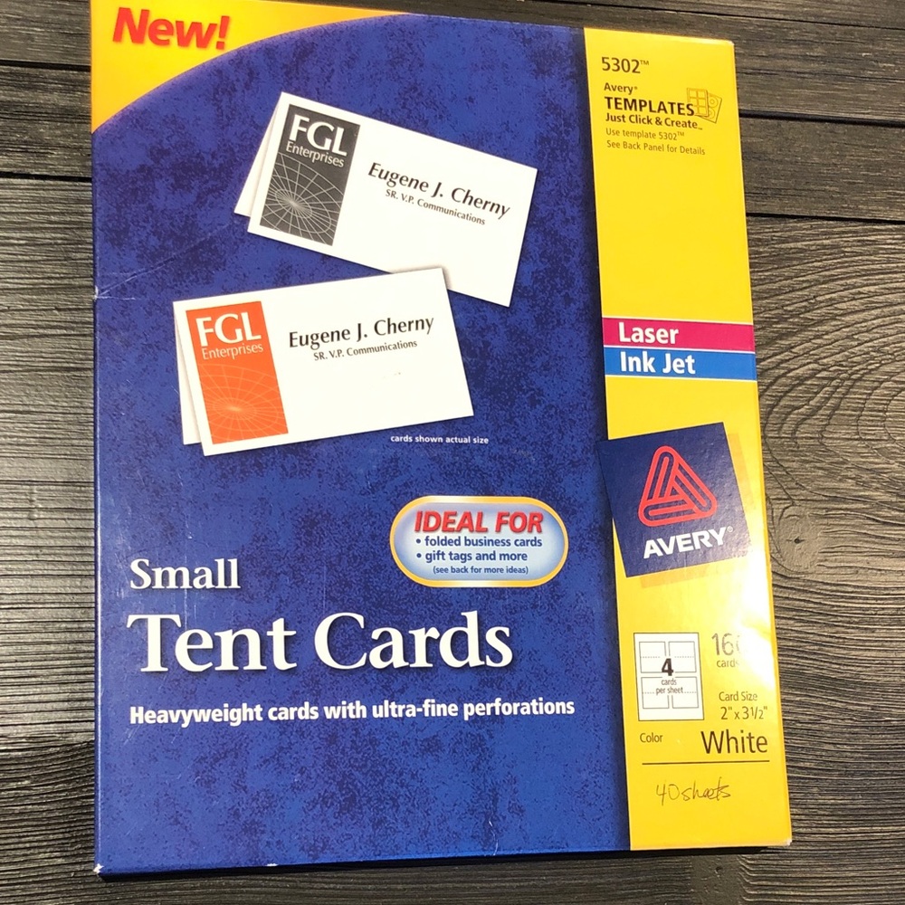 Avery Small Tent Cards
